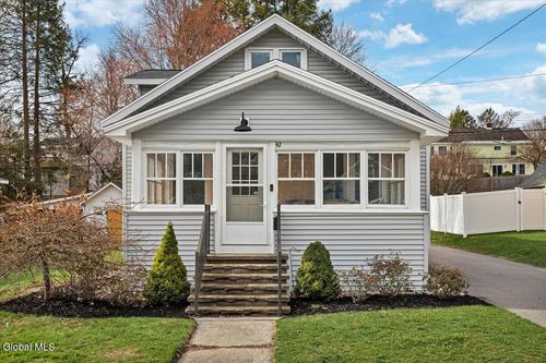 42 Irving Road, Scotia, NY, 12302 | Card Image