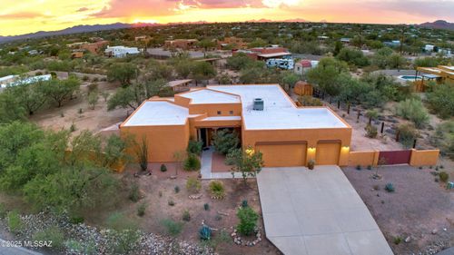 3886 S Wolf Spider Way, Tucson, AZ, 85735-5207 | Card Image