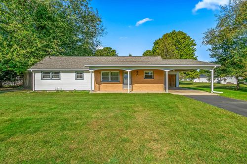 301 Village Ln, Jonesville, MI, 49250-1030 | Card Image