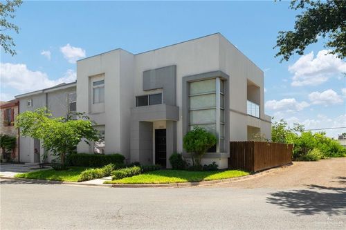 2105 S 6th Street, McAllen, TX, 78501 | Card Image
