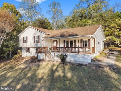 7817 Hazeland Ln, BOSTON, VA, 22713-4057 | Card Image