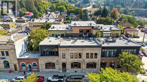 {{alt}} | Card Image