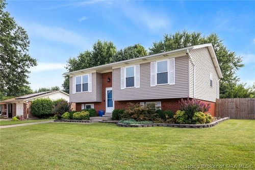 4600 Scott Dr, Jeffersonville, IN, 47130-9528 | Card Image