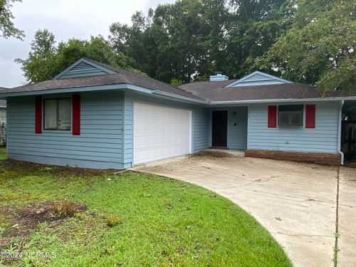 612 Independence Dr, Jacksonville, NC, 28546-7312 | Card Image