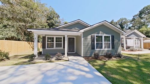 211 Lucy St, Thomasville, GA, 31792-6241 | Card Image