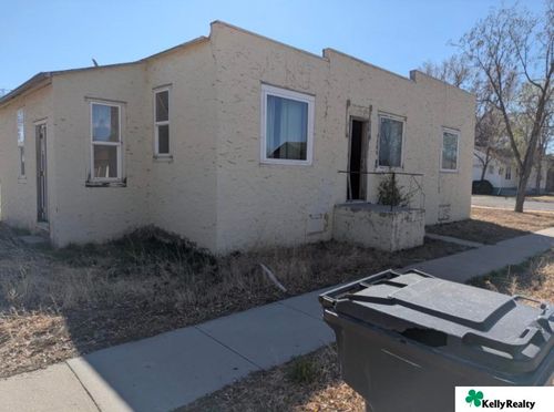 2305 Avenue B, Scottsbluff, NE, 69361-1638 | Card Image