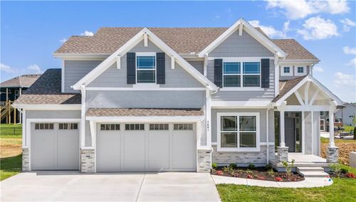 7601 Ne 103rd Ter, Kansas City, MO, 64157-8067 | Card Image