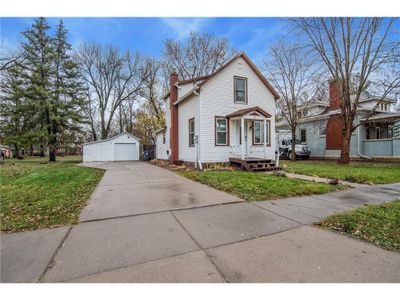 429 N 2nd Street, House other with 2 bedrooms, 1 bathrooms and null parking in New Richmond WI | Image 3