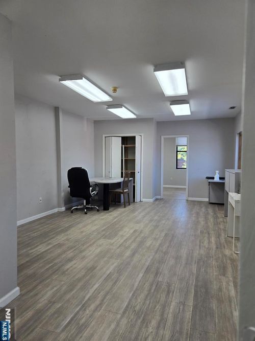 29-31 Washington St, Tenafly, NJ, 07670 | Card Image
