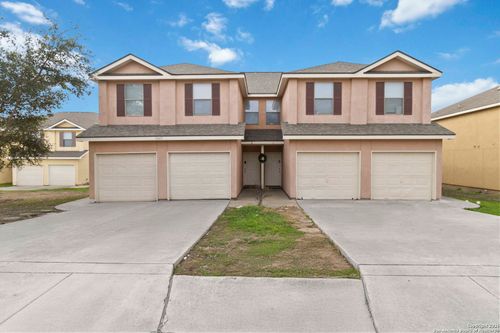 10611 Mathom Lndg, Universal City, TX, 78148-4657 | Card Image