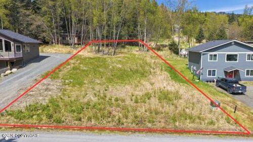 1080 Nelson Ave, Homer, AK, 99603 | Card Image