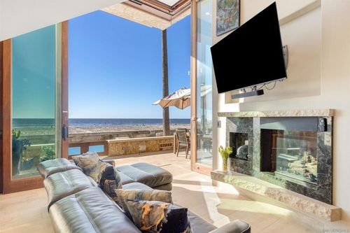 3921 Ocean Front Walk, San Diego, CA, 92109-8245 | Card Image