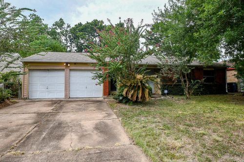 4231 S Acres Dr, Houston, TX, 77047-1136 | Card Image