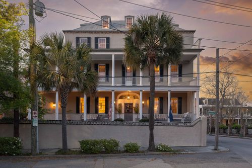 40 Laurens Street, Charleston, SC, 29401 | Card Image