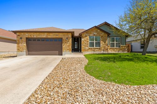 3905 Clinton Ln, Lago Vista, TX, 78645-7928 | Card Image