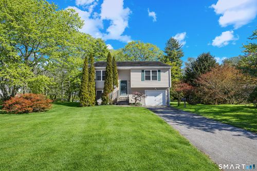 93 Pleasant View Dr, Killingly, CT, 06241-1236 | Card Image