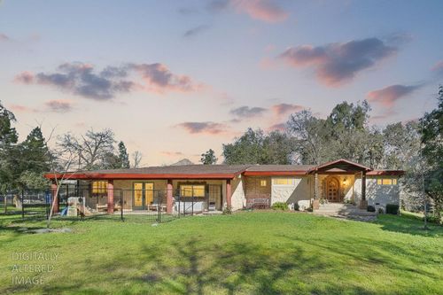 4310 Hussey Dr, Carmichael, CA, 95608-2027 | Card Image