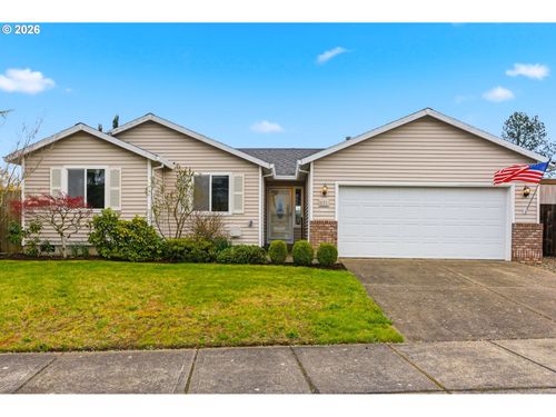 671 Mary Dr, Molalla, OR, 97038-7585 | Card Image