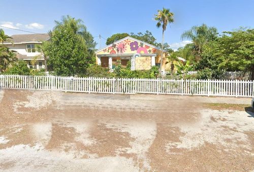 2624 54th St S, GULFPORT, FL, 33707-5512 | Card Image