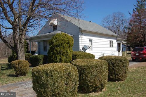 2842 State Route 72, JONESTOWN, PA, 17038-8104 | Card Image