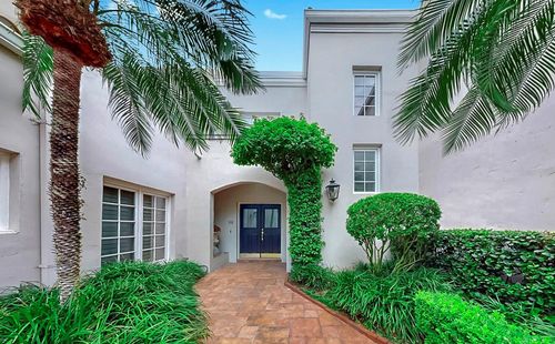 4945-4945 Bayshore Blvd, TAMPA, FL, 33611-3800 | Card Image