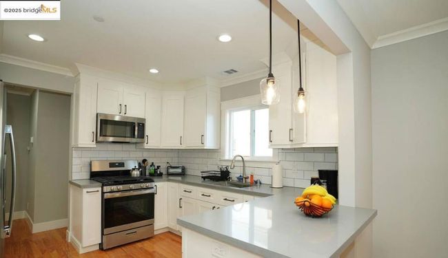 Main House Kitchen | Image 9