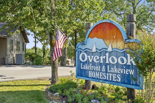 40 Overton Ct, Kimberling City, MO, 65686-9472 | Card Image