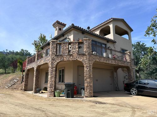 27455 Pinto Ct, Keene, CA, 93531-1421 | Card Image