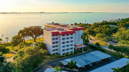 108-1100 Imperial Dr, Sarasota, FL, 34236-2453 | Card Image