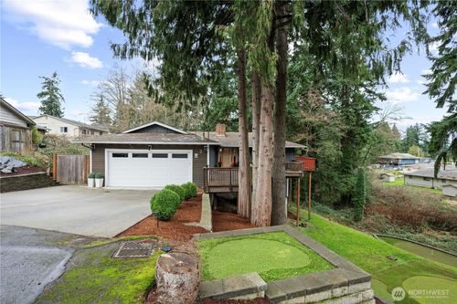 3 74th St Sw, Everett, WA, 98203-4945 | Card Image