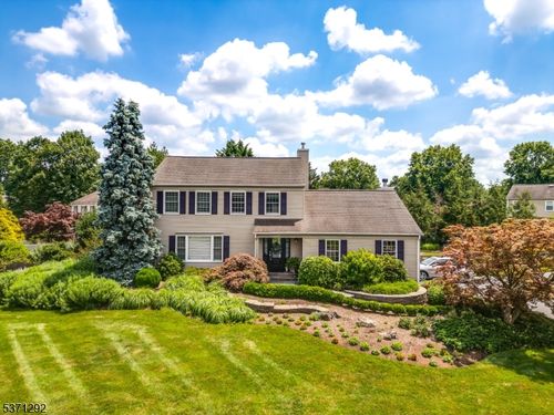 7 Post Ct, Hillsborough, NJ, 08844-4529 | Card Image