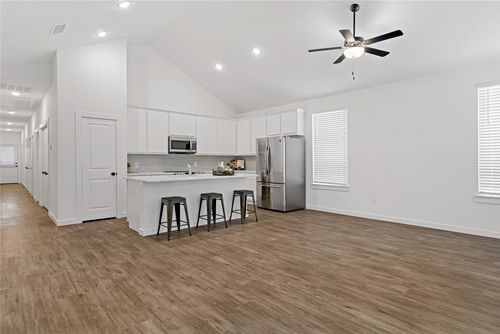 1301 Bells Dr, Denison, TX, 75021-6608 | Card Image