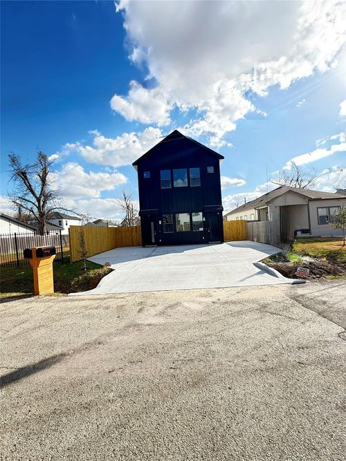 b-7948 Betty Boop St, Houston, TX, 77028-3418 | Card Image