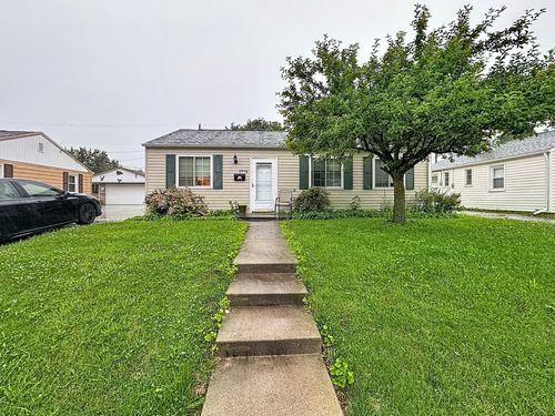 3714 13th Ave, Moline, IL, 61265-3409 | Card Image