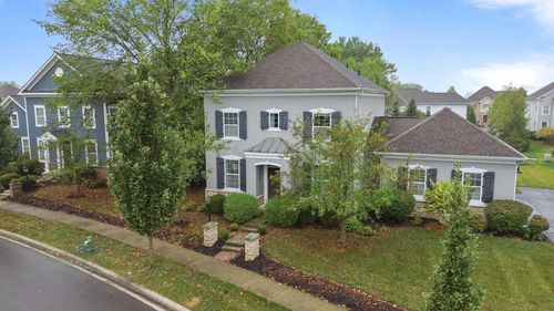 9351 Burnett Ln, Dublin, OH, 43017-8930 | Card Image