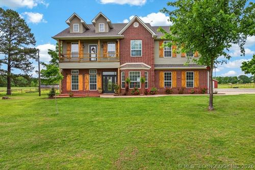 15562 State Highway 83, Howe, OK, 74940-2806 | Card Image