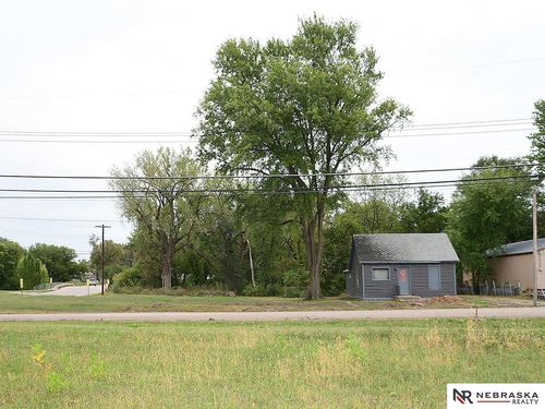 115 S York Ave, York, NE, 68467-4232 | Card Image