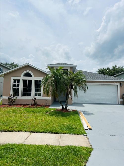 2385 Andrews Valley Dr, KISSIMMEE, FL, 34758-1710 | Card Image