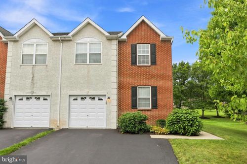 256 Hampshire Dr, SELLERSVILLE, PA, 18960-2877 | Card Image