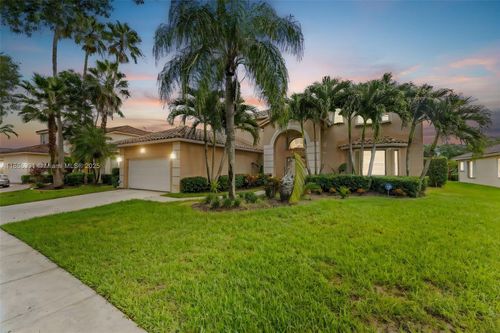 420 Montclaire Dr, Weston, FL, 33326-3590 | Card Image