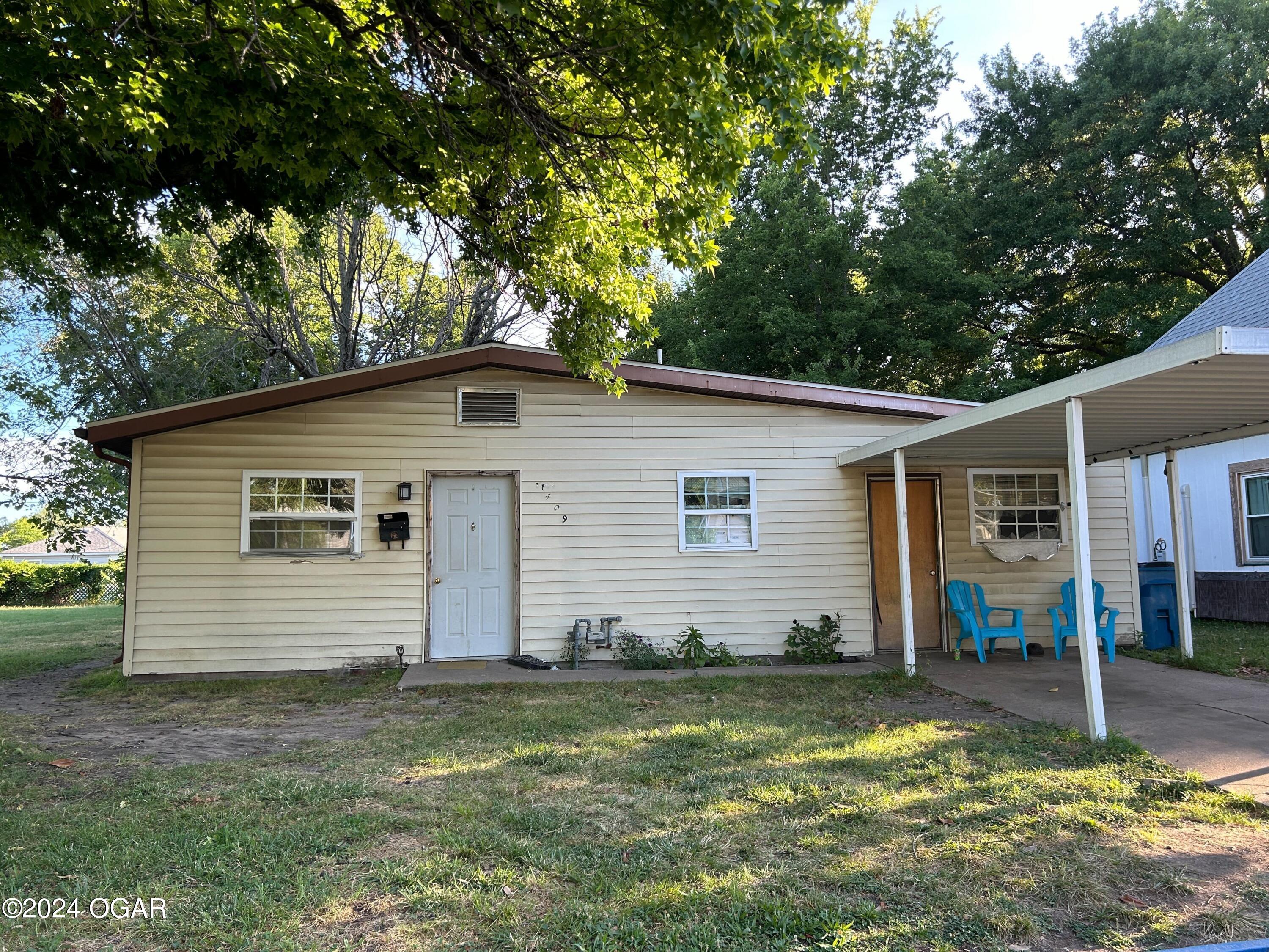 9th St, Joplin, MO 64801