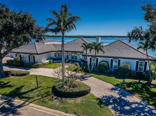 4916 62nd Ave S, ST PETERSBURG, FL, 33715-1626 | Card Image