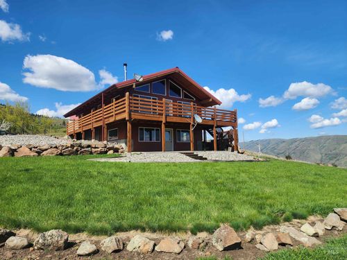 1073 Doumecq Rd, White Bird, ID, 83554-0292 | Card Image