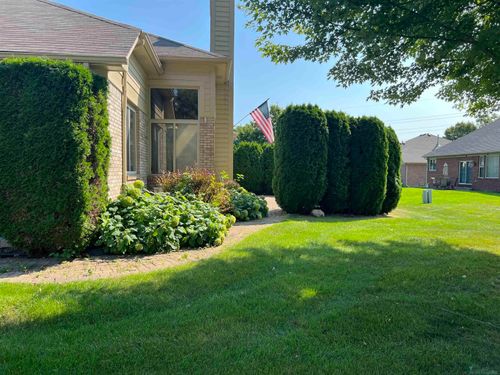 13496 Windridge Ct, Sterling Heights, MI, 48313-4207 | Card Image