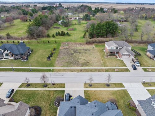 13745 W Memorial Dr, Manhattan, IL, 60442-8188 | Card Image