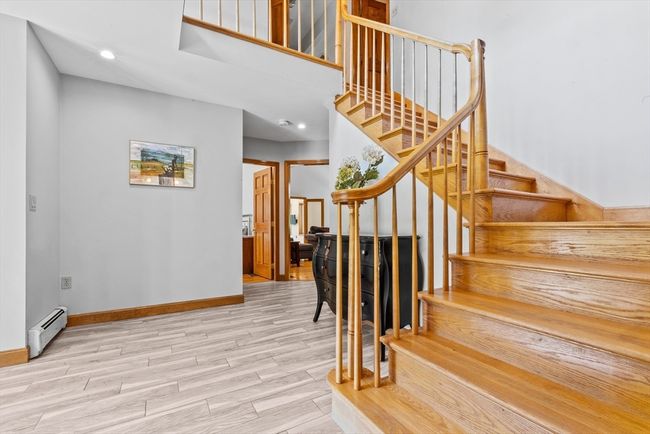 11 Walnut St, House other with 3 bedrooms, 3 bathrooms and 6 parking in Assonet MA | Image 5
