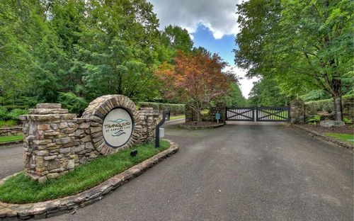 137 Whispering Pines Trl, Ellijay, GA, 30540-0997 | Card Image