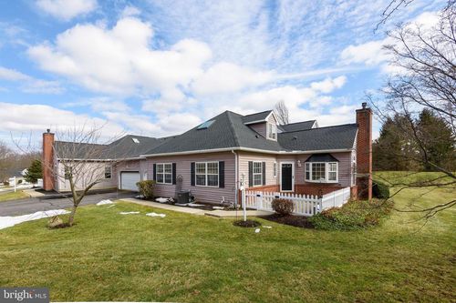 2302 Century Ln, CHADDS FORD, PA, 19317-8956 | Card Image