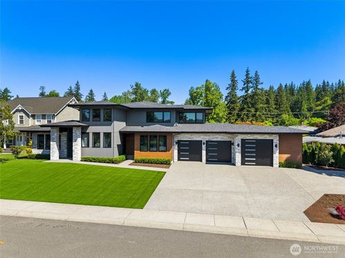 3709 E Connecticut St, Bellingham, WA, 98226-4382 | Card Image