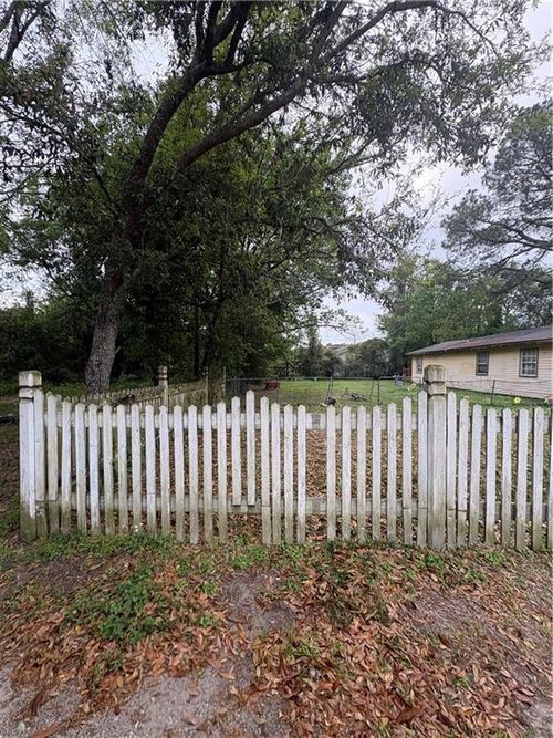 2011 Helen Street, Mobile, AL, 36610 | Card Image